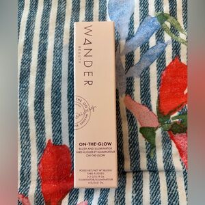 Wander Beauty On-The-Glow Blush & Illuminator